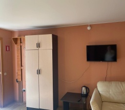 Коттедж в 12 месяцев везения