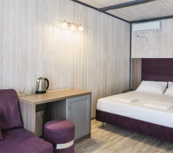 Двухместный стандарт с цельной кроватью в Лотос