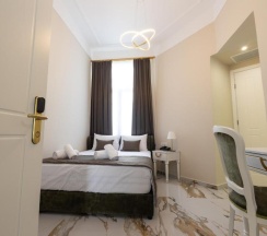 Семейный номер Deluxe в Modern Luxury Hotel