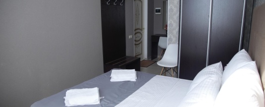 Номер эконом с 1 двуспальной кроватью №15 в Gold hotel