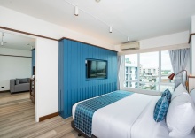 Люкс Grand с балконом в Hotel Amber Sukhumvit 85