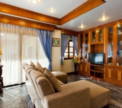 House с 5 комнатами в Royal Prince Residence