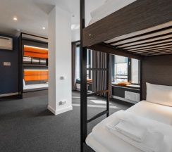 Стандарт двухкомнатный 6-местный с  2-х ярусными кроватями в Delta Sirius