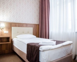 Номер стандарт с 1 односпальной кроватью (с завтраком) в Albert Hotel