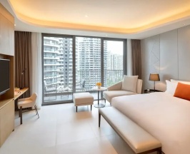 Двухместная студия с видом на сад (двуспальная кровать) в Oakwood Apartments Sanya