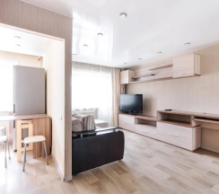 Апартаменты c 1 комнатой с балконом в BedAndRest