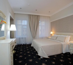 Двухместный номер с одной большой кроватью в Шале де Прованс