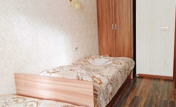 Эконом для 3 человек в Глобус