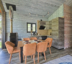 № 16 BarnHouse 65 m2 с камином, кондиционером и террасой. (📍Проживание с животными ЗАПРЕЩЕНО📍 Оснащение дома см. Подробнее) в Les holidays