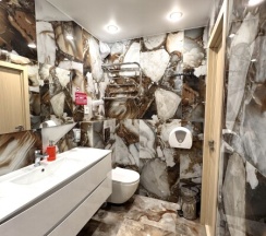 Люкс номер с 1 двухспальной кроватью + 2 спальных места в Veranda