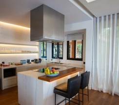 Pool Villa Superior с 4 комнатами в Отель Sri Panwa