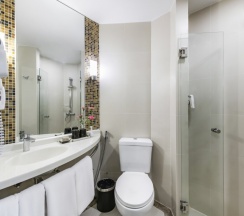 Четырёхместный номер семейный Connecting в ibis Samui Bophut