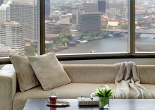 Люкс Royal в Millennium Hilton Bangkok