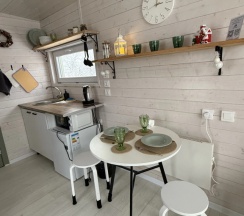 Коттедж c 1 комнатой в Южный Берег