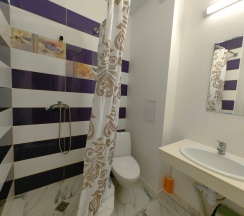 Трехместный номер в Белое солнце