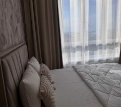 Большевистская 1а , эт8, кв 79 в Good nights