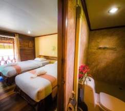 Двухместный номер Standard с видом на озеро 2 отдельные кровати в Tanita Lagoon Resort
