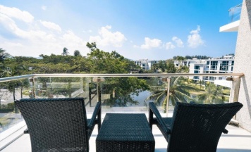 Двухместный номер Deluxe с балконом двуспальная кровать в Splash Beach Resort 