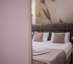 Апартаменты Улучшенные с мансардными окнами в SunLine Luxury