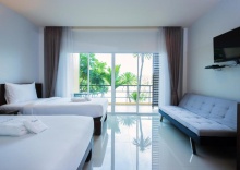 Двухместный номер Deluxe двуспальная кровать в Tamali Hotel