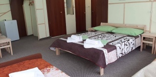 Лазаревское: Гостевой дом Море и горы