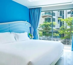 Двухместный номер Superior с видом на город (двуспальная кровать) в Centara Sonrisa Residences & Suites Sriracha
