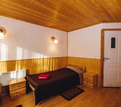 Номер стандарт с 3 односпальными кроватями в Гардарика