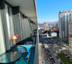 Трёхместные апартаменты Superior Однокомнатные с балконом и с видом на море в Апарт-отель MyGeorgia LLC Orbi City