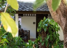 Вилла с балконом в The Hive Hotel Samui