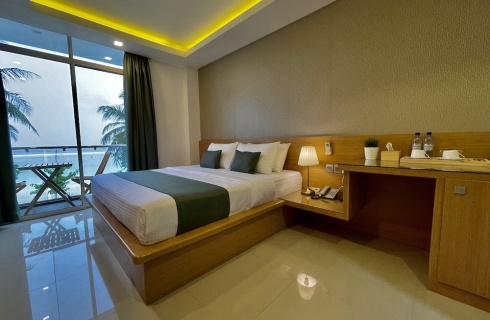 Мальдивы, Хулхумале: Отель Huvan Beach Hotel at Hulhumale'