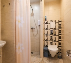Люкс четырехместный в Apart house