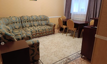 2-комнатная комната полулюкс в Семья 2