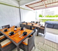 Вилла с 5 комнатами в Thai Orange Villas