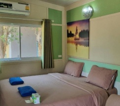 Одноместное бунгало Deluxe двуспальная кровать в Rayonghouse Resort