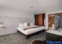 Люкс с панорамным видом в S31 Sukhumvit Hotel