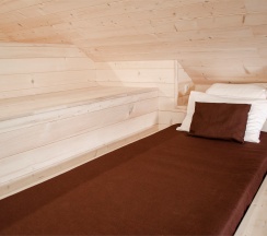 Семейный в Альпийский двор