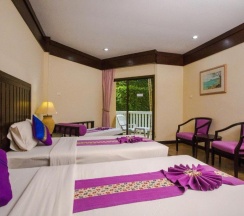 Двухместный номер Superior двуспальная кровать в Kata Poolside Resort