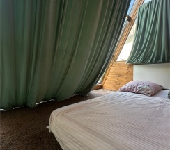 Четырёхместный номер с видом на лес и горы в 7 Небо