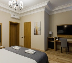 Двухместный номер Стандарт с видом на море двуспальная кровать в Афалина