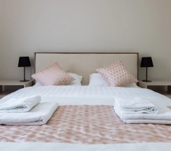 Двухместный номер Comfort с видом на город двуспальная кровать в Константа