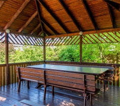 Коттедж № 1 в Александръ