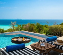Двухместный Hillside Pool Вилла с видом на океан двуспальная кровать в Отель Saii Phi Phi Island Village
