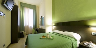 Милан: Отель Hotel Ideale
