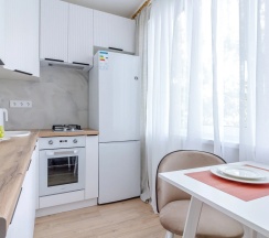Апартаменты с 2 комнатами с балконом в Квартира Eliza Home у ст. метро Ул. Дыбенко
