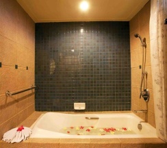 Одноместный номер Deluxe в Woraburi Phuket Resort & Spa