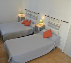 Трёхместный номер Standard в Hôtel Castel Mistral