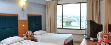 Номер Standard в Mayflower Grande Hotel Hat Yai