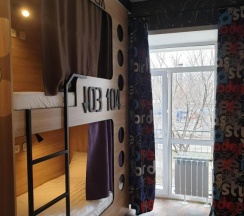 Кровать в общем 8-местном номере (удобства на этаже) в Тетрис