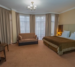 Джуниор Сьюит (Полулюкс) в Panorama SPA-Hotel