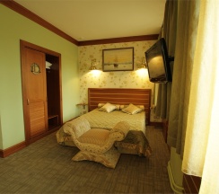 Номер Полулюкс в Аврора-hotel